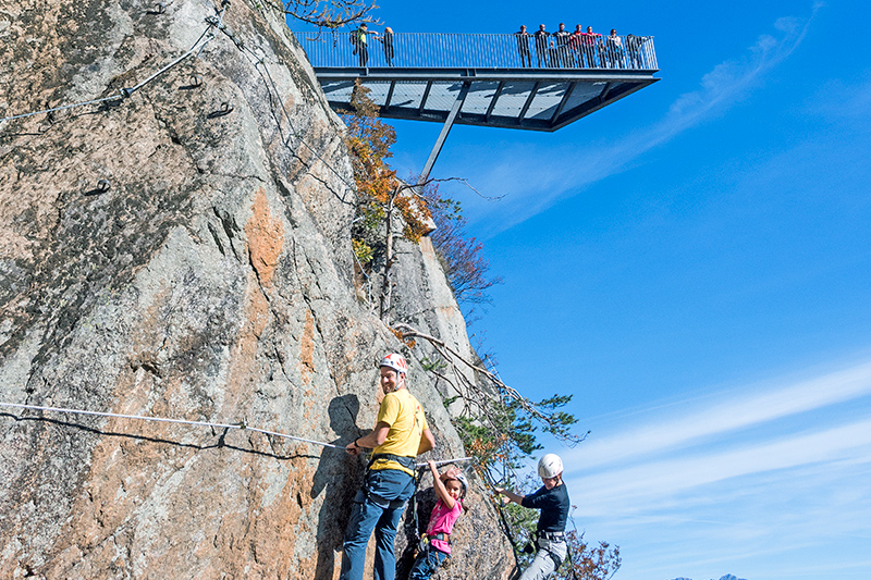 Übungs- und Familienklettersteig KNOTT
